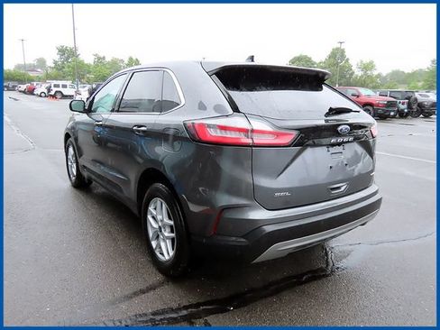 Used 2022 Ford Edge SEL w/ Convenience Package AWD/4WD image 5
