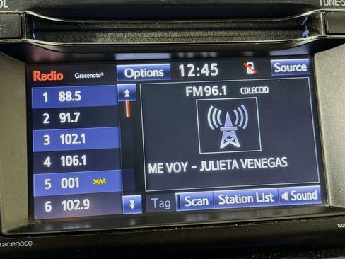 Used 2018 Toyota RAV4 SE w/ Power Extra Value Package image 15