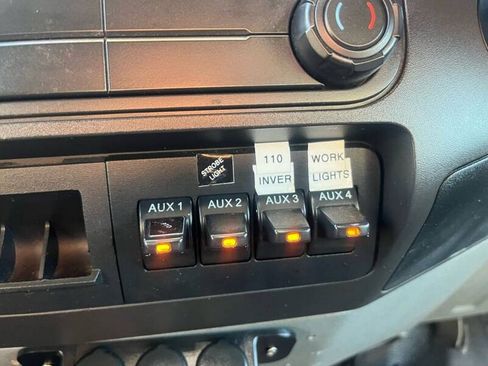 Used 2011 Ford F550 2WD Reg Cab 141 WB 60 CA XL w/ Snow Plow Prep Pkg image 27