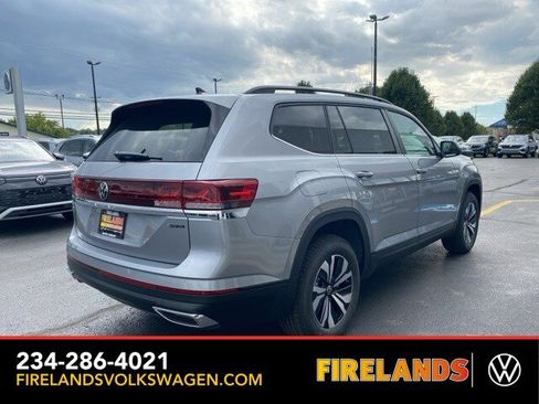 New 2026 Volkswagen Atlas SE image 9