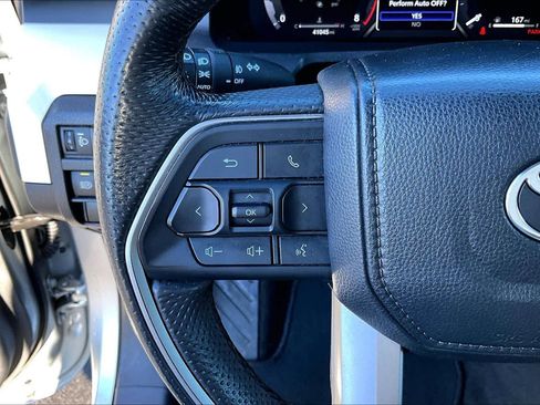 Certified 2024 Toyota Tacoma TRD Off-Road image 22