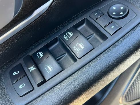 Used 2023 RAM 1500 Big Horn AWD/4WD image 17