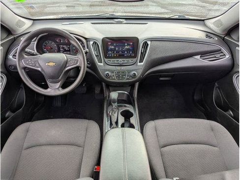 Used 2025 Chevrolet Malibu LT FWD image 63