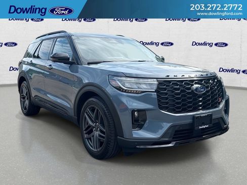 Used 2025 Ford Explorer ST AWD/4WD image 1