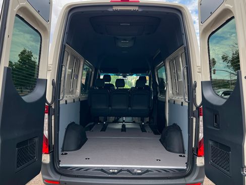 New 2026 Mercedes-Benz Sprinter 2500 image 18