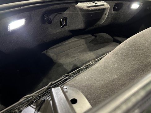 Used 2021 Chevrolet Corvette Stingray Preferred Cpe w/ 2LT image 37