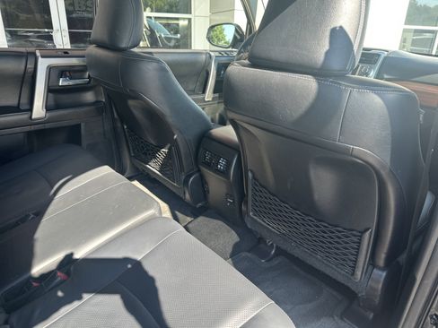 Used 2016 Toyota 4Runner Limited AWD/4WD image 29