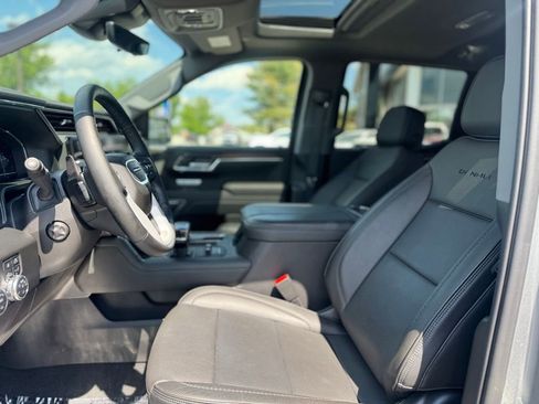 Certified 2025 GMC Sierra 1500 Denali w/ Denali Reserve Package AWD/4WD image 15