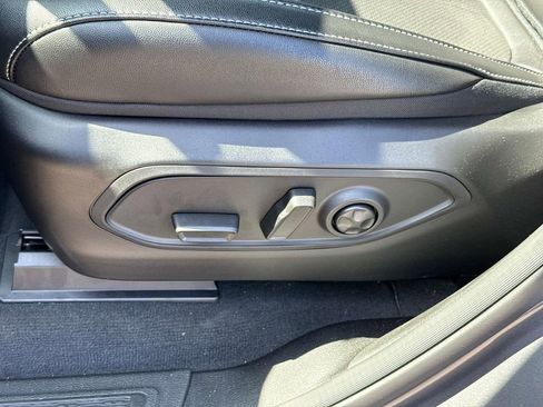 New 2024 Jeep Grand Cherokee Altitude AWD/4WD image 20
