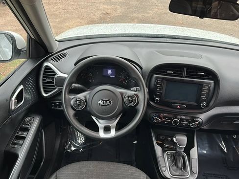 Used 2021 Kia Soul S image 31