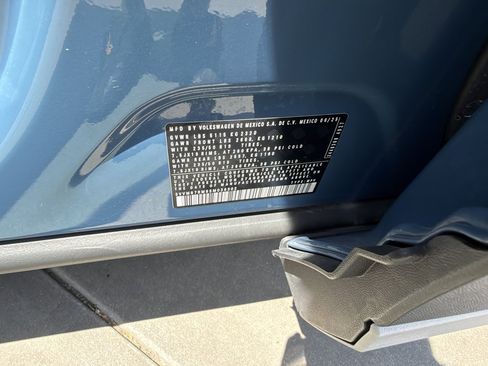 Used 2025 Volkswagen Tiguan SE AWD/4WD image 42