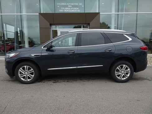 Used 2020 Buick Enclave Essence AWD/4WD image 2