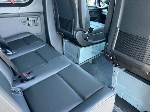 New 2025 Mercedes-Benz Sprinter 2500 image 12