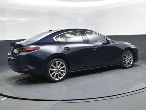 Used 2021 MAZDA MAZDA3 s image 4