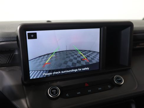 Used 2023 Ford Maverick XL image 6