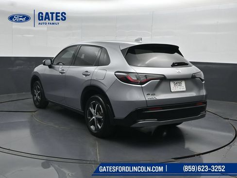 Used 2024 Honda HR-V EX-L image 8