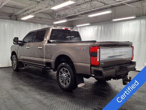 Used 2023 Ford F250 Limited AWD/4WD image 2