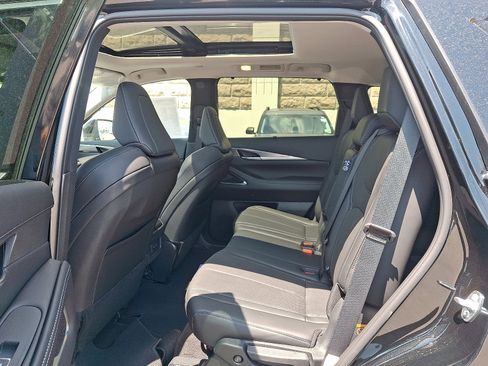 New 2026 INFINITI QX60 Luxe w/ Cargo Package AWD/4WD image 5