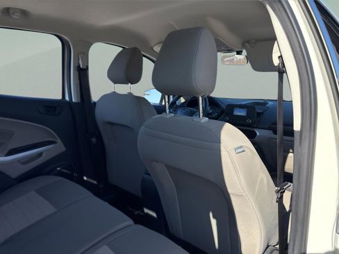 Used 2021 Ford EcoSport S image 30