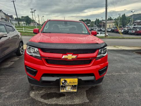 Used 2018 Chevrolet Colorado W/T w/ Custom Special Edition AWD/4WD image 2