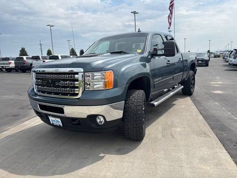 Used 2013 GMC Sierra 2500 SLT w/ SLT Convenience Package AWD/4WD image 7