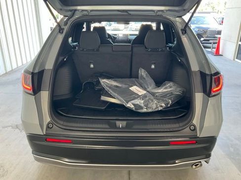 Certified 2025 Honda HR-V Sport image 19