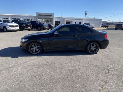 Used 2016 BMW M235i Coupe w/ Technology Package image 28
