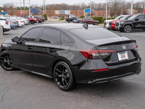 Used 2025 Honda Civic Sport image 3