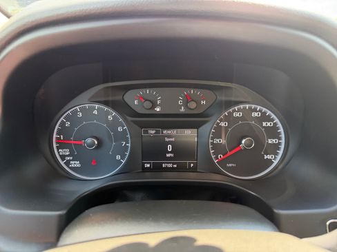 Used 2017 GMC Acadia SLE FWD image 20
