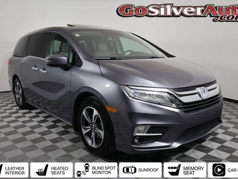 Used 2018 Honda Odyssey Touring image 1