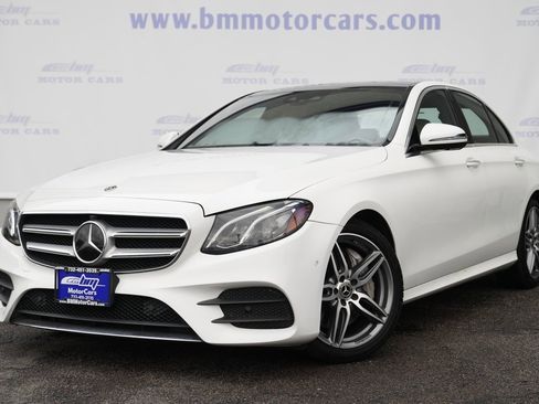 Used 2019 Mercedes-Benz E 300 4MATIC image 2