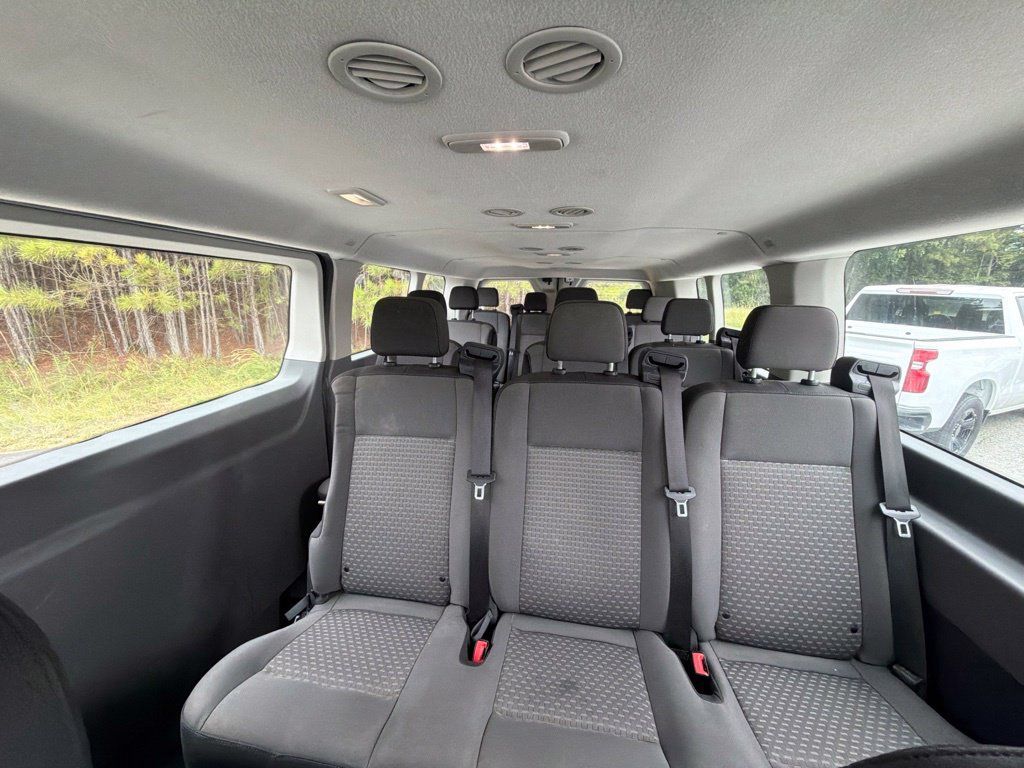 Used 2023 Ford Transit 350 XLT RWD image 12