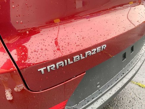 Certified 2024 Chevrolet TrailBlazer LS w/ LS Convenience Package FWD image 28