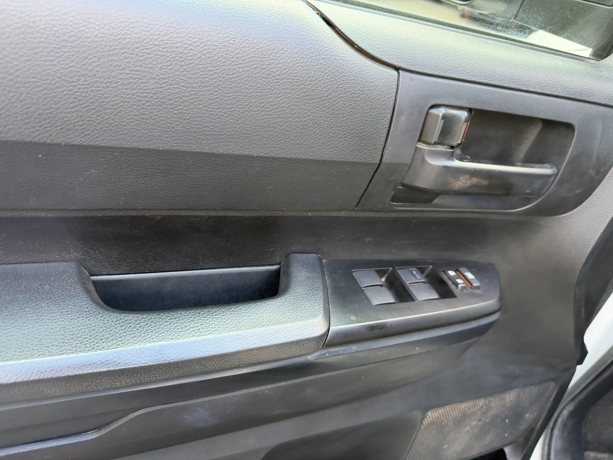 Used 2017 Toyota Tundra SR AWD/4WD image 24