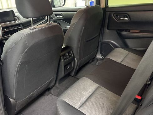 Used 2024 Nissan Rogue SV image 22