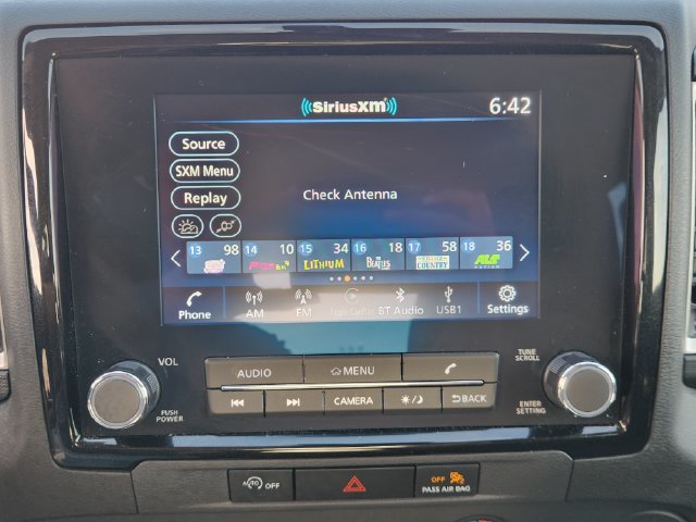 Used 2024 Nissan Frontier SV w/ Technology Package RWD image 16