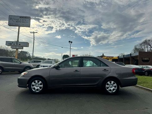 Used 2002 Toyota Camry LE image 8