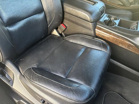 Used 2019 Chevrolet Tahoe LT image 38