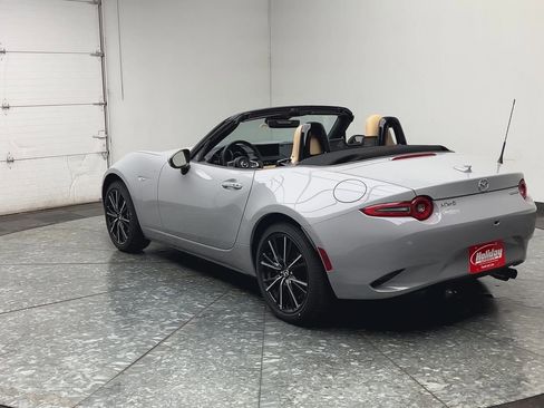 New 2026 MAZDA MX-5 Miata Grand Touring w/ Weather Package RWD image 31