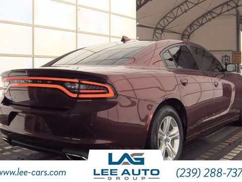 Used 2023 Dodge Charger SXT RWD image 2
