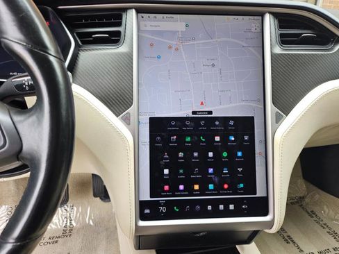 Used 2018 Tesla Model S 100D image 40