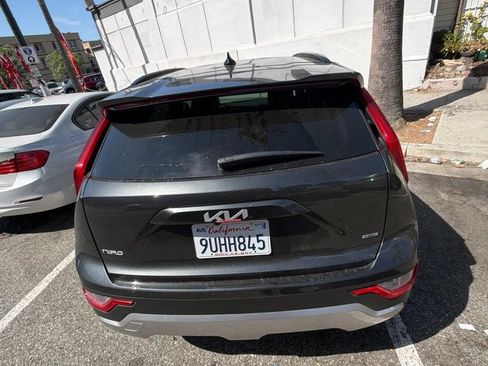 Used 2025 Kia Niro LX FWD image 7