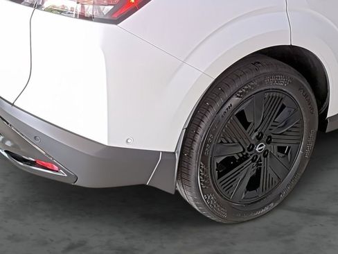 New 2025 Nissan Murano SV AWD/4WD image 12