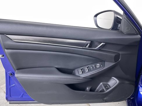 Used 2022 Honda Accord Sport image 10