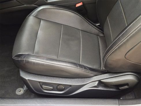 Used 2021 Ford Mustang GT Premium w/ GT Performance Package image 31