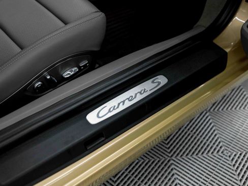 Used 2014 Porsche 911 Carrera S image 39