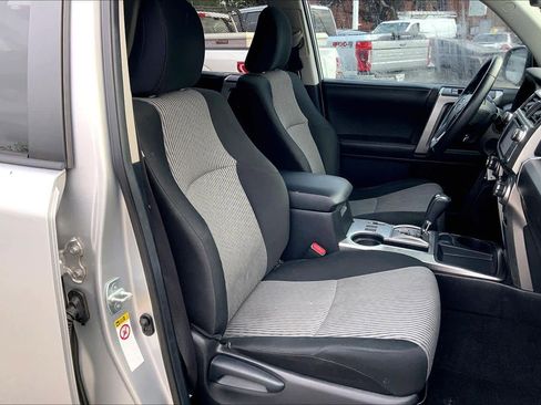 Used 2014 Toyota 4Runner SR5 image 18