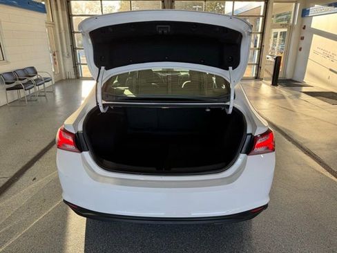 Used 2023 Chevrolet Malibu LT w/ Sport Edition image 10