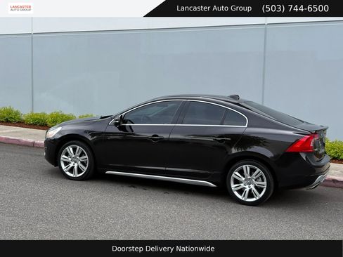 Used 2012 Volvo S60 T5 FWD image 4