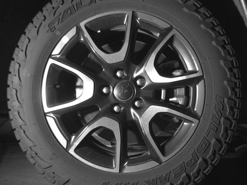 Used 2025 Jeep Compass Trailhawk AWD/4WD image 16